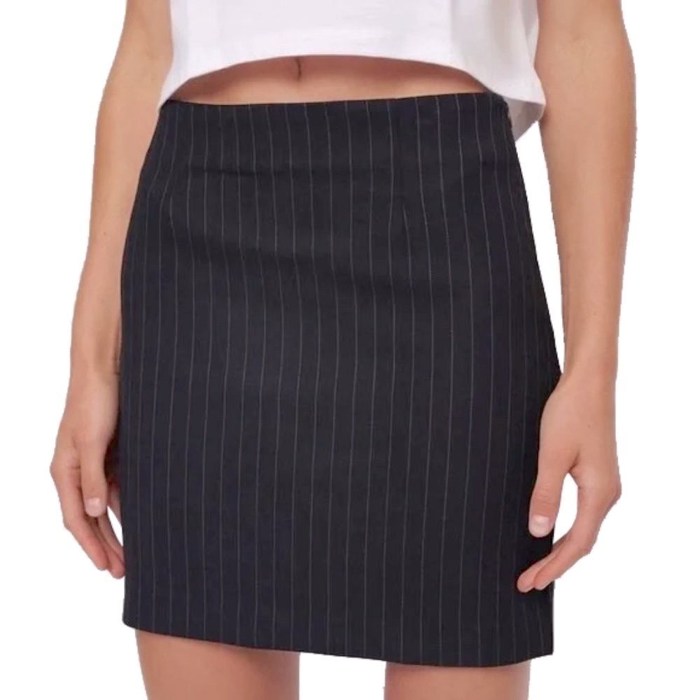 🆕 FLEURISH Pinstriped Skirt Size L